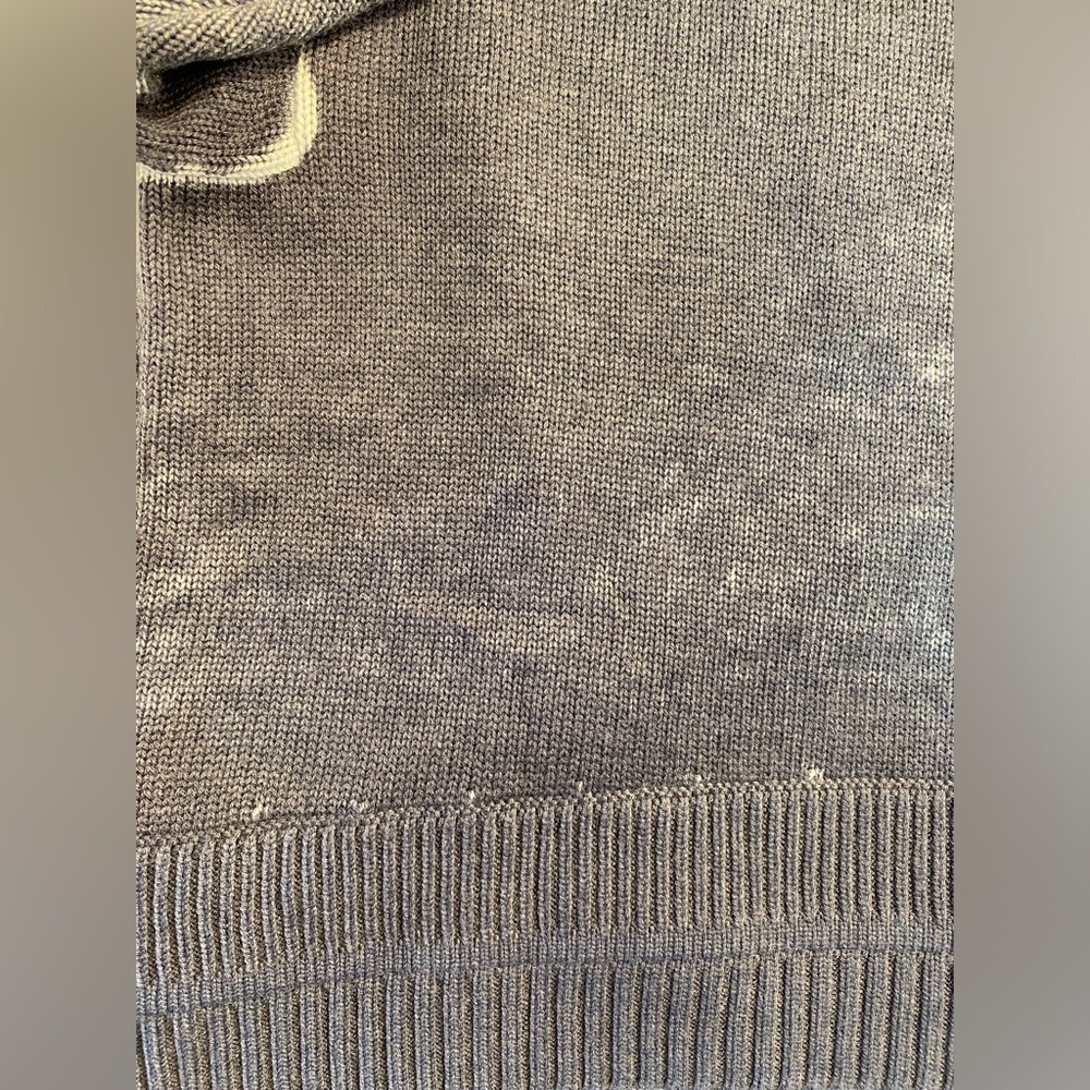 NWOT   Lululemon   Hazy Day Sweater  size 12  shadow blue/almost blue - Picture 13 of 13